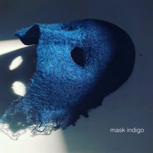 藍染布とフェルトで作った仮面MASK INDIGO